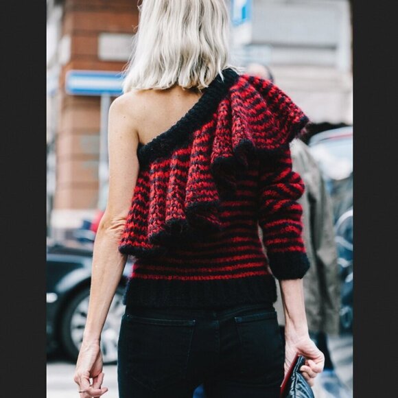 Philosophy di Lorenzo Serafini Red Black Ruffle Striped Mohair Sweater sz Small - Picture 2 of 11